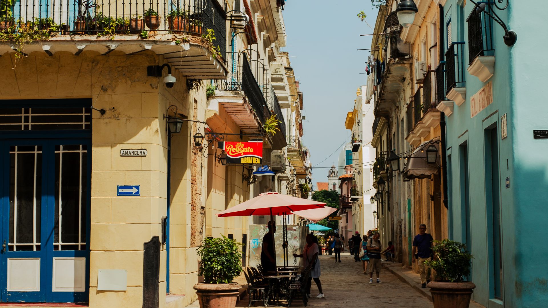 Calles coloniales en Cuba